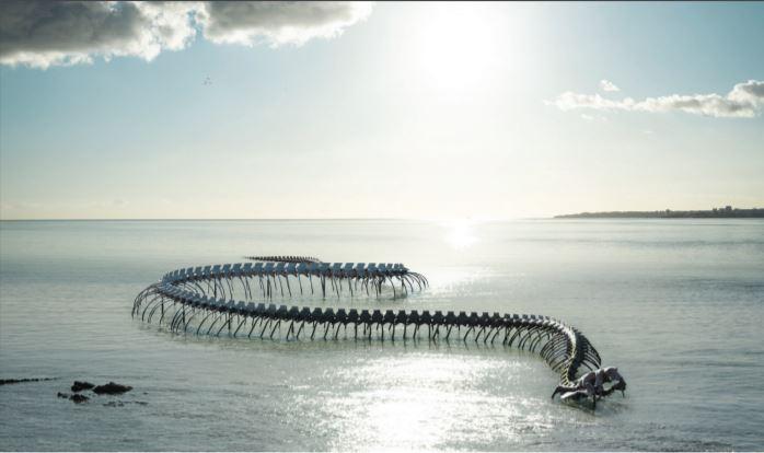 Le Serpent d’océan, Huang Yong Ping, Saint-Brévin-les-Pins, photo Le Voyage à Nantes, 2017