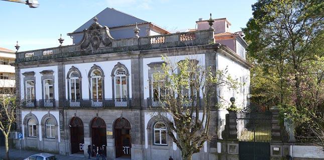 Universidade do Porto - Faculdade de Belas Artes - Portugal