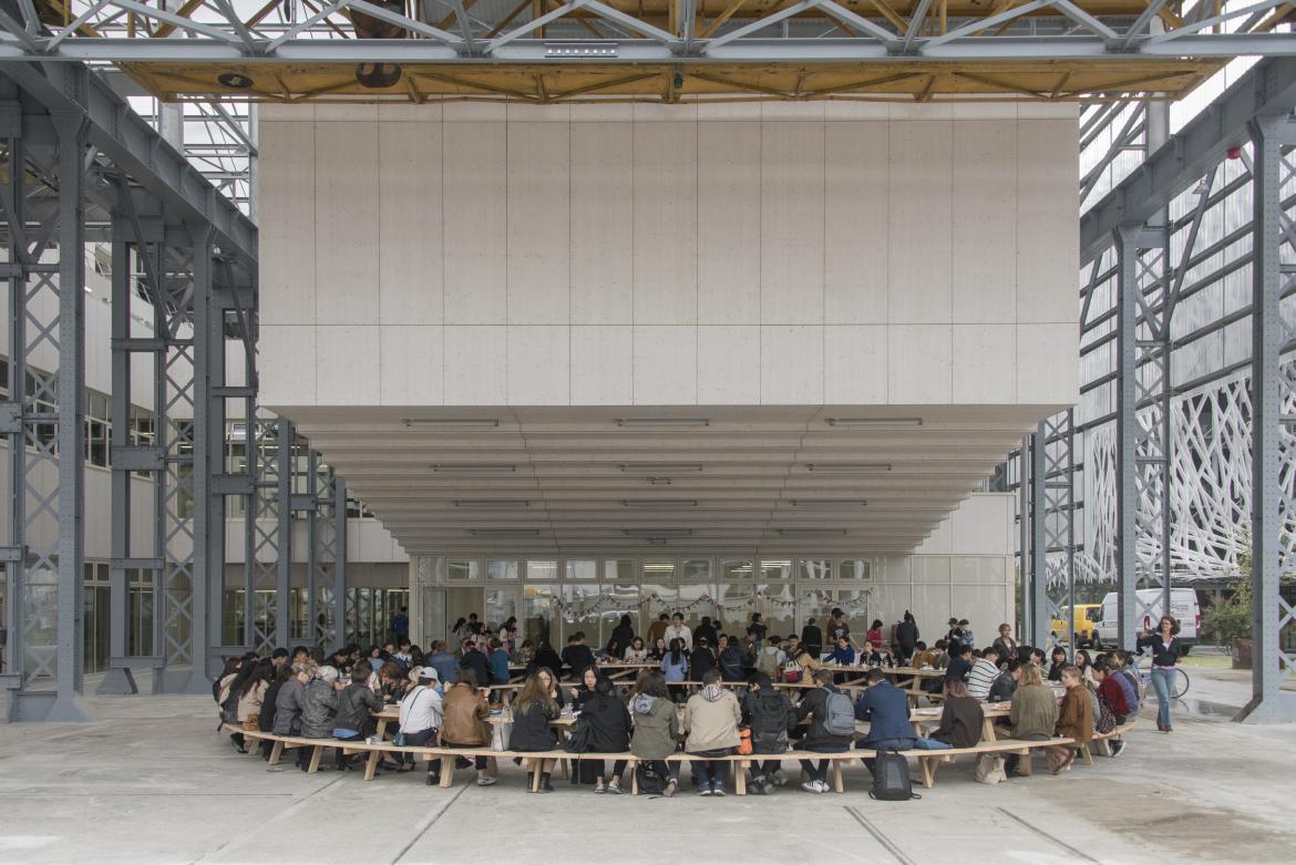 Parvis de l'École des beaux-arts, Nantes